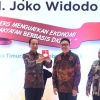 Jokowi terima medali kemerdekaan pers