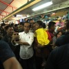 Jokowi ajak keluarga borong busana batik di Pasar Beringharjo