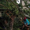 Angin kencang hancurkan 34 rumah di Serang