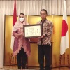 Yenny Wahid dapat penghargaan dari  Menteri Luar Negeri Jepang