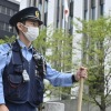 Di Jepang seorang pria membakar dirinya 