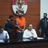 Pakai rompi oranye KPK, Rafael Alun Trisambodo resmi ditahan