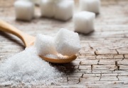 Ini yang terjadi pada tubuh saat makan gula berlebih
