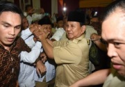 Balada kegaduhan Prabowo, tiru strategi Trump