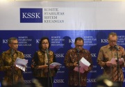 OJK imbau industri keuangan tenang terkait bom Surabaya