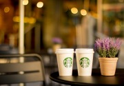 Dikabarkan maju capres, bos Starbucks mundur