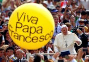 Paus Fransiskus soal aborsi: anak-anak harus diterima 