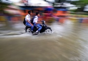 BMKG: Waspada curah hujan tinggi dan angin di Jakarta