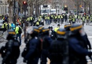 Akibat protes rompi kuning, Prancis tunda kenaikan harga BBM