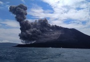 Tsunami Selat Sunda akibat erupsi Anak Gunung Krakatau 
