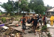 Sirene bahaya Tsunami kembali berbunyi, warga naik ke bukit 