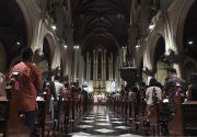 Ratusan personel amankan Misa Natal Gereja Katedral
