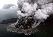 Erupsi Gunung Anak Krakatau belum ganggu aktivitas bandara