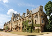 Oxford University setop pendanaan dari Huawei