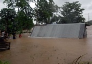 Bulog kirim 20 ton beras bantu korban banjir Sulsel