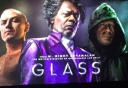 Glass: Pamungkas cerdas kisah Unbreakable dan Split  
