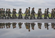 Prajurit TNI duduki kementerian atau lembaga cederai reformasi