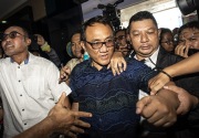 Klarifikasi Andi Arief usai ditangkap, singgung Mahfud MD