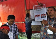 Petugas KPPS di Serang terciduk mencoblos sisa surat suara