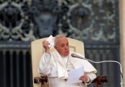 Pesan Paus Fransiskus ke penata rambut: Jangan bergosip