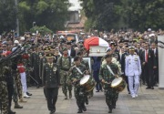 Jenazah Ani Yudhoyono dimakamkan 
