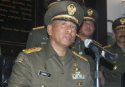Mantan KSAD George Toisutta dimakamkan di Makassar
