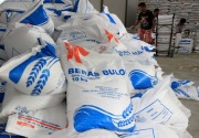 Stok beras menumpuk 2,4 juta ton, Bulog sewa gudang tambahan