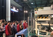 Sharp resmi pindahkan pabrik dari Thailand ke Indonesia
