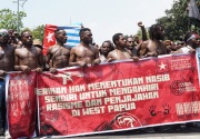 Di depan Istana, mahasiswa Papua Barat tuntut merdeka
