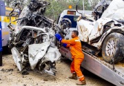 Kronologi kecelakaan di Tol Cipularang bermula dari dump truk