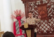 Anies: Putusan MA soal penutupan jalan untuk jualan PKL kedaluwarsa