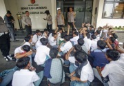 Cegah pelajar ikut demo, sekolah di Jakarta terapkan absensi dua kali