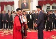 Presiden Jokowi lantik dua hakim konstitusi