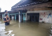 Anies batalkan semua rapat pemprov demi tangani banjir