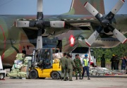Sebelum ke Jakarta, pesawat TNI dari China disemprot disinfektan