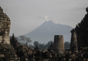 Gunung Merapi kembali erupsi dengan durasi 243 detik