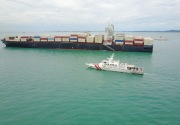 Kapal kargo berbendera Iran yang kandas masih dievakuasi