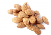 Susu almond: Manfaat kesehatan dan cara membuatnya
