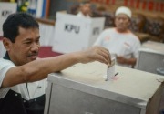 Berkas P21, KPK serahkan eks Bupati Bogor Rachmat Yasin kepada JPU