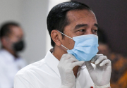 Jokowi putuskan vaksin Covid-19 gratis, siap divaksin pertama kali