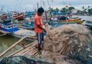 Menteri Tenggrono ingin nelayan dapat uang pensiun