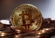 Pengamat: Transaksi saham sepi bukan karena Bitcoin