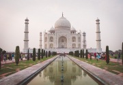 Covid-19 mereda, India kembali buka Taj Mahal