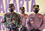 Kapolri dan Panglima TNI tinjau vaksinasi massal di pelabuhan