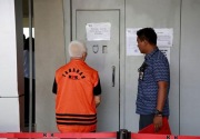 KPK perpanjangan penahanan tersangka pengaturan proyek Pemkab Indramayu 