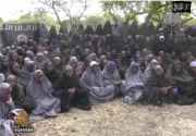 Perempuan  bertemu keluarga setelah 7 tahun diculik Boko Haram