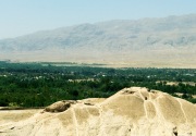 Mempercepat pengambilalihan, Taliban merebut ibu kota provinsi keenam 