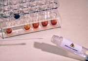 Pemerintah resmi turunkan harga tes PCR di seluruh Indonesia