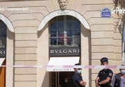 Perampok tampil elegan gasak perhiasan 10 juta euro dari toko Bulgari Paris