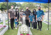 Ultah, SBY ziarah ke makam Ani Yudhoyono